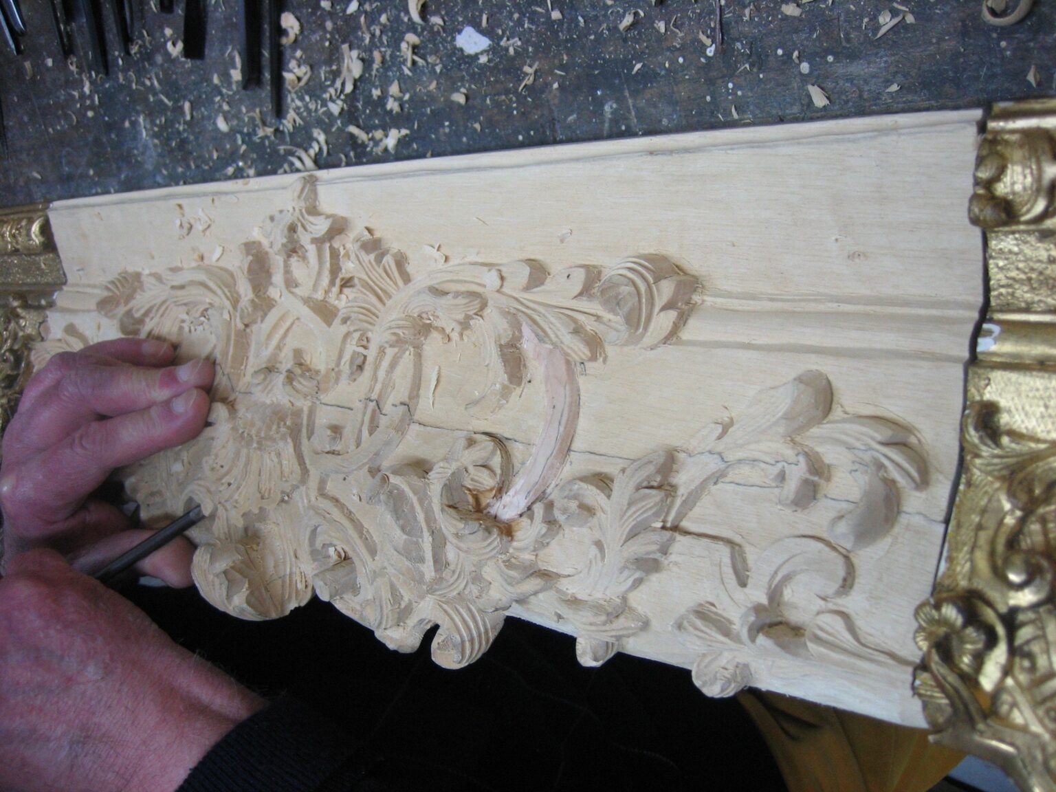 julia-markert-cartelle-restauro-stile-luigi-xvi 01 (resize)